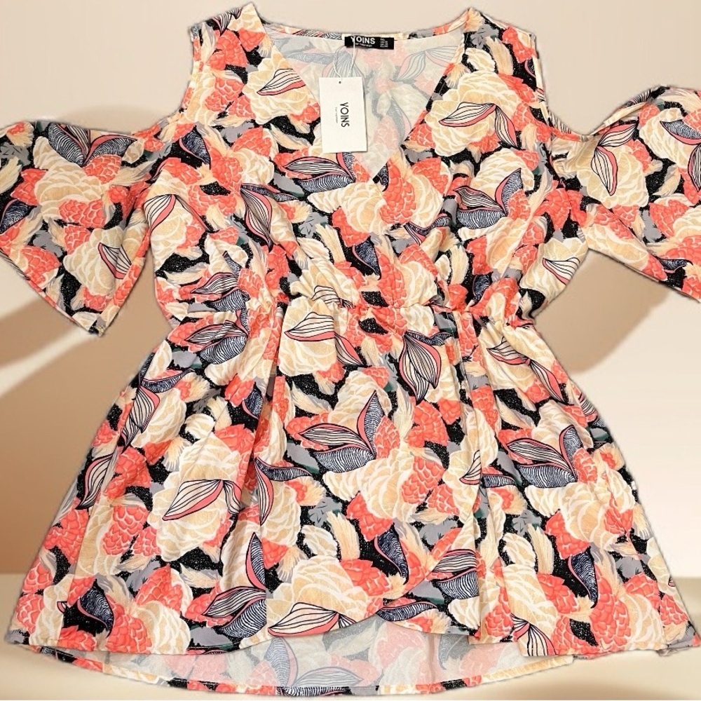 1XL YOINS Woman’s Floral Cold Shoulder Top